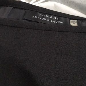 Tahari ASL black dress skirt, lined, size 16, NWT